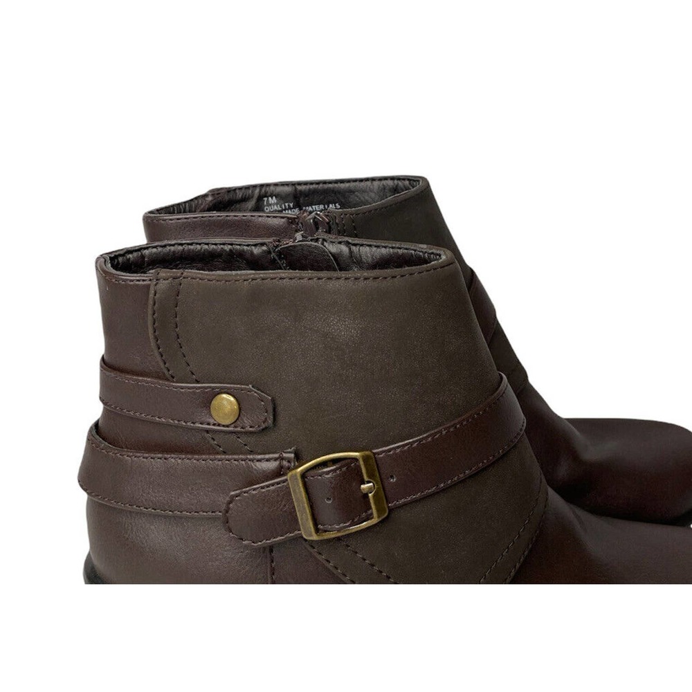 NEW Womens Easy Street Amanda Buckle Faux Brown Leather Ankle Boots Booties Sz 7 - Picture 2 of 10